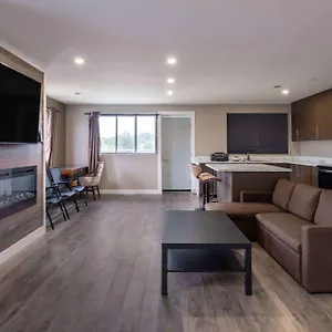 ** Motel Super 8 By Wyndham On Canada