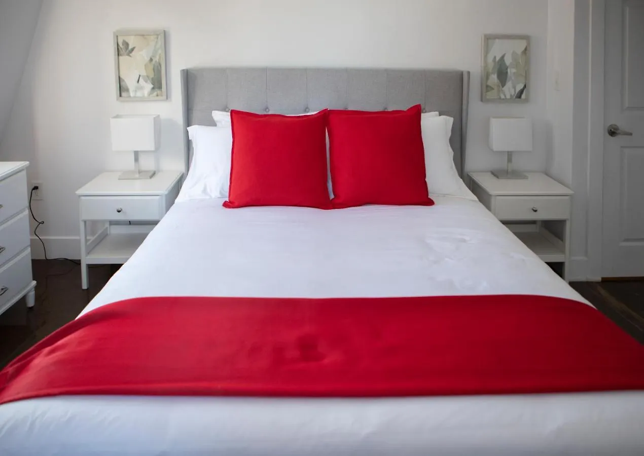 Cameo Hotel And Suites Halifax Canada